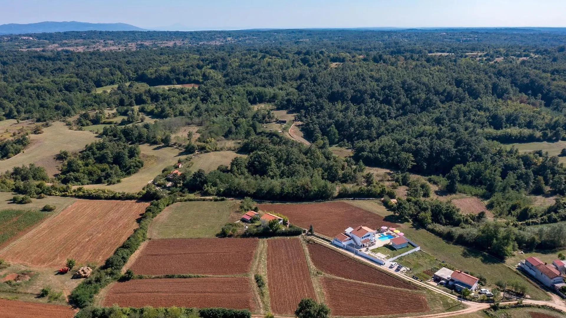 Holiday House In Rural Istria With Pool And Hydromassage Zminj Croatia
